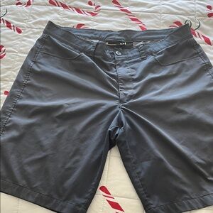 Under Armour Men's Charcoal Shorts